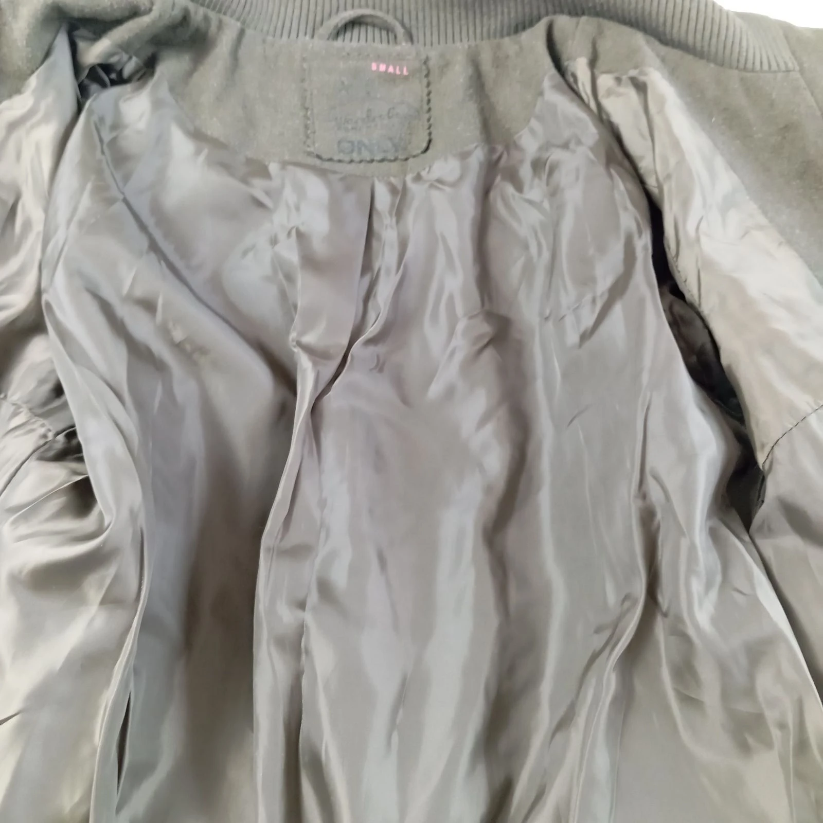 Chaqueta Mujer Marca Only Color Caqui / Verde Talla S – photo 9